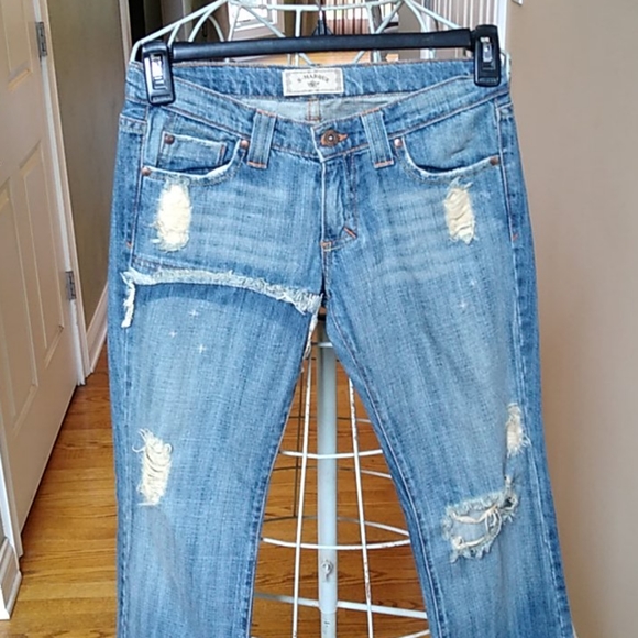 S - Marque Distressed Cropped Jeans - Picture 3 of 15